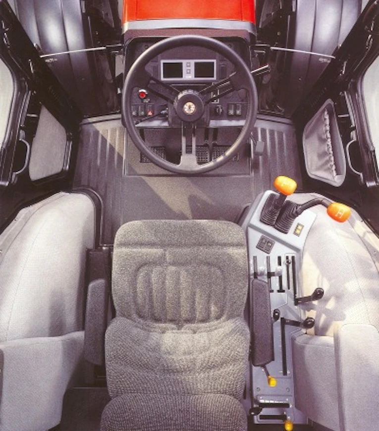 94CaseIH4200ohjaamo