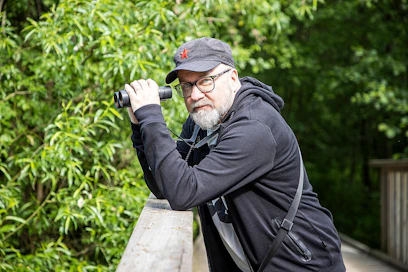 Kansainvälistä mediahuomiota Juha Blomberg sai vuonna 2015, kun hänen juontamaansa Luonto-Suomeen soitti itse tasavallan presidentti Sauli Niinistö.