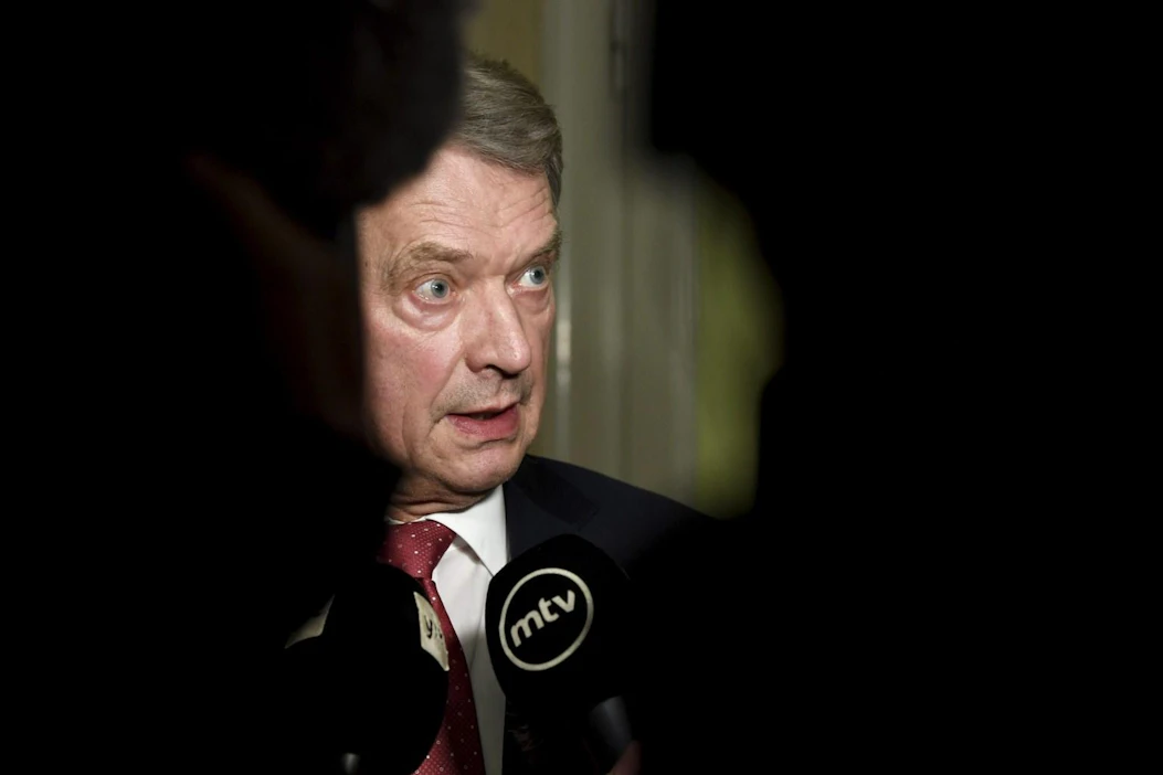 Vain 15 prosenttia ei usko Niinistön valintaan ensimmäisellä kierroksella, ja kymmenen prosenttia ei kerro asiasta mielipidettään. LEHTIKUVA / ANTTI AIMO-KOIVISTO