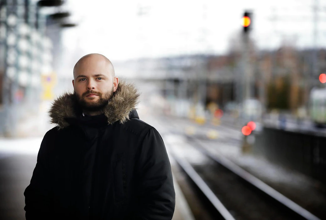 Kansanedustaja Joonas Könttä (kesk.) Jyväskylästä uskoo, että Keski-Suomen mollivoittoisia väestöennusteita voi haastaa tekemällä aktiivista alue- ja elinvoimapolitiikkaa. Jyväskylä pääsi uutena alueena valtion ja kaupunkiseutujen välisen maankäytön, asumisen ja liikenteen MAL-sopimuksen piiriin, mitä Könttä pitää läpimurtona.