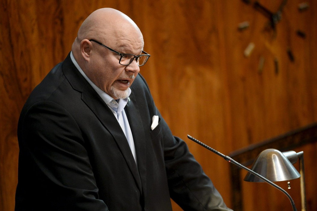 Turtiaisen ehdotus lakiehdotuksen hylkäämisestä ei saanut kannatusta LEHTIKUVA / MIKKO STIG