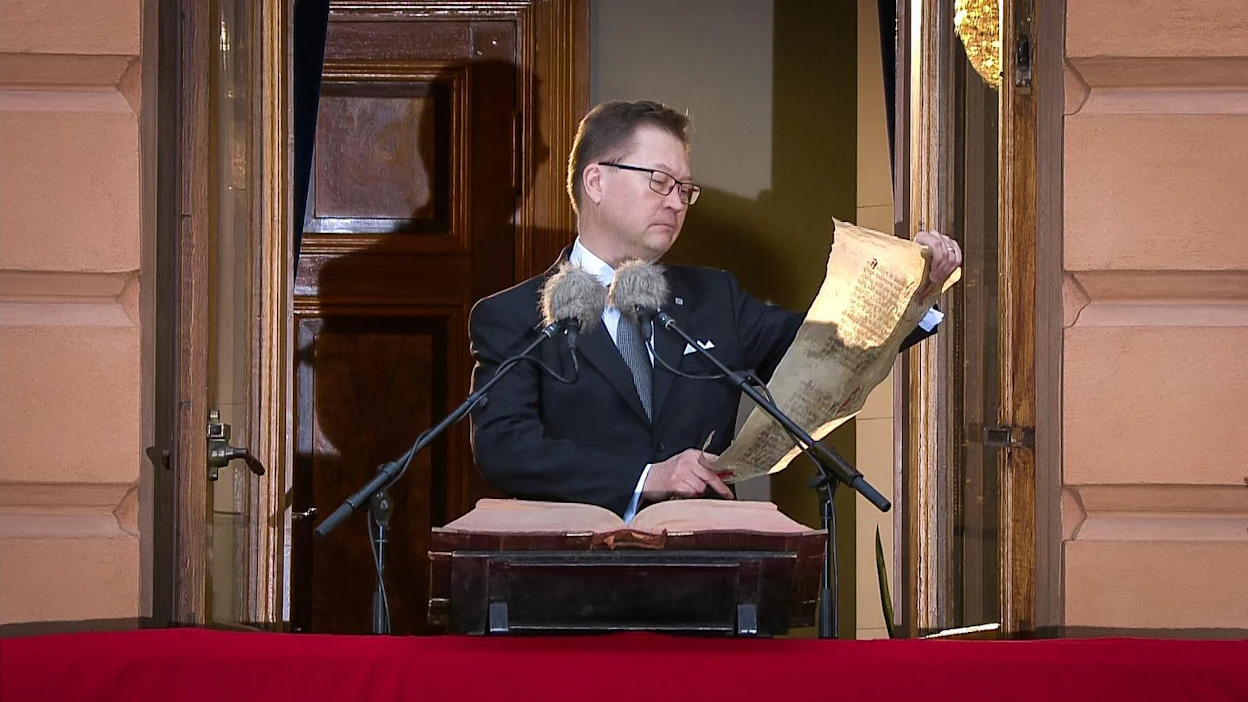 Turun kaupungin protokollapäällikkö Mika Akkanen on lukenut joulurauhan vuodesta 2013 lähtien.