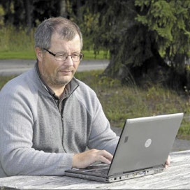 Torstaina Metlan aluetiedottaja Aimo Jokela oli työmatkalla Punkaharjulla. Niko Nyrhinen