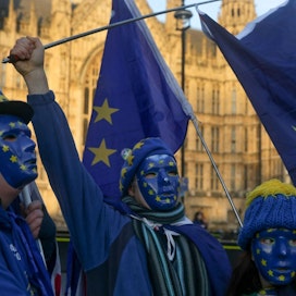 EU:n kannattajia Lontoossa joulukuussa 2017. LEHTIKUVA/AFP