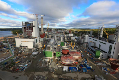 Äänekosken biotuotetehtaan rakennustöistä on valmiina liki kolme neljännestä.
