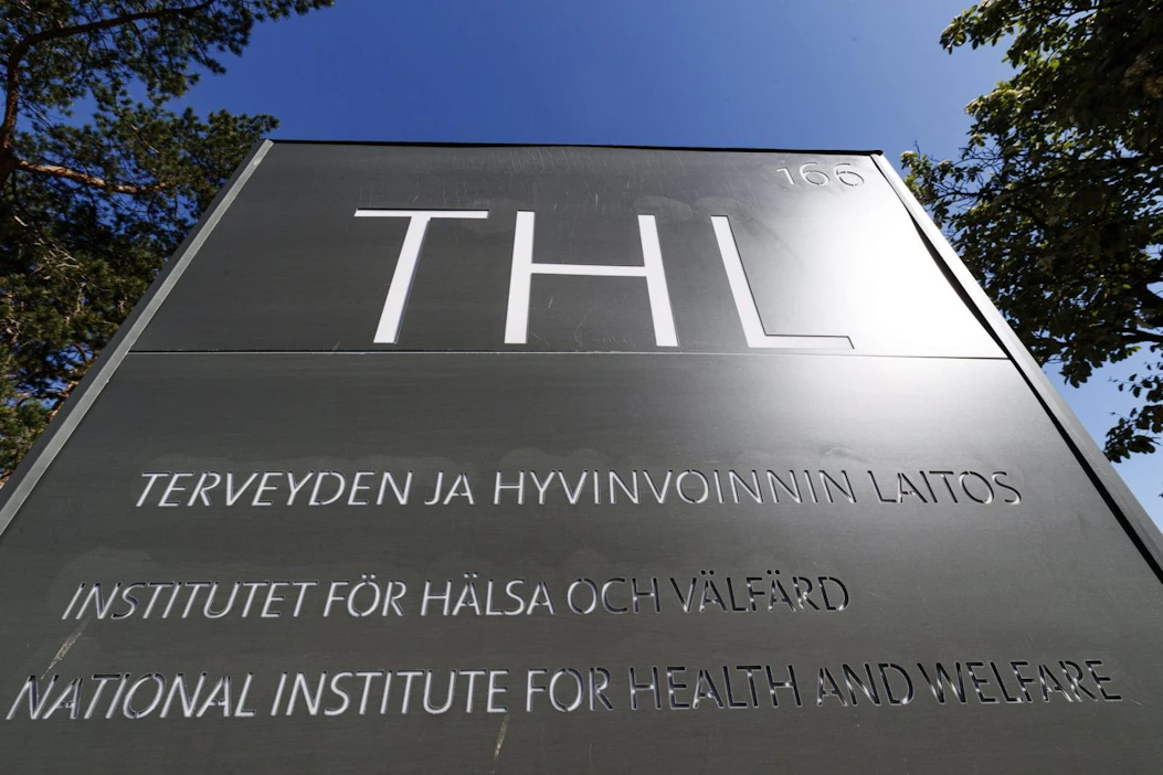 Kuolleita on nyt yhteensä 326, THL kertoo.