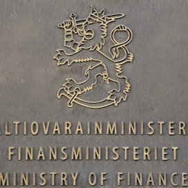Valtiovarainministeriö pienentää arviotaan julkisen talouden kestävyysvajeesta. LEHTIKUVA / HEIKKI SAUKKOMAA
