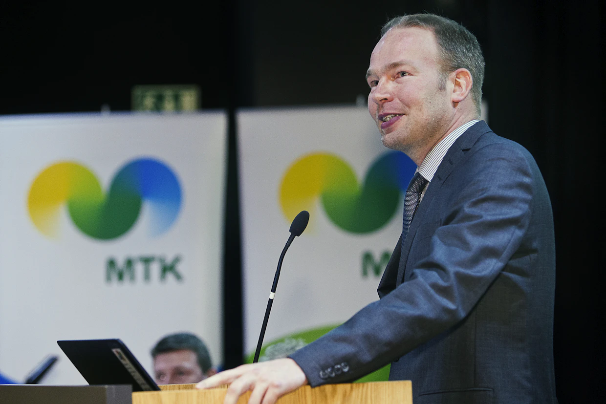 Juha Lappalainen kertoo tukiehtojen muutosten pohjaavan hallitusohjelmaan. Arkistokuva