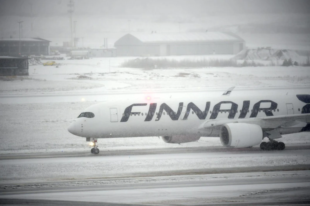 Finnair hyvittää tarvittaessa päästöjensä kasvun ensi vuoden alusta lähtien. Lehtikuva / Antti Aimo-Koivisto