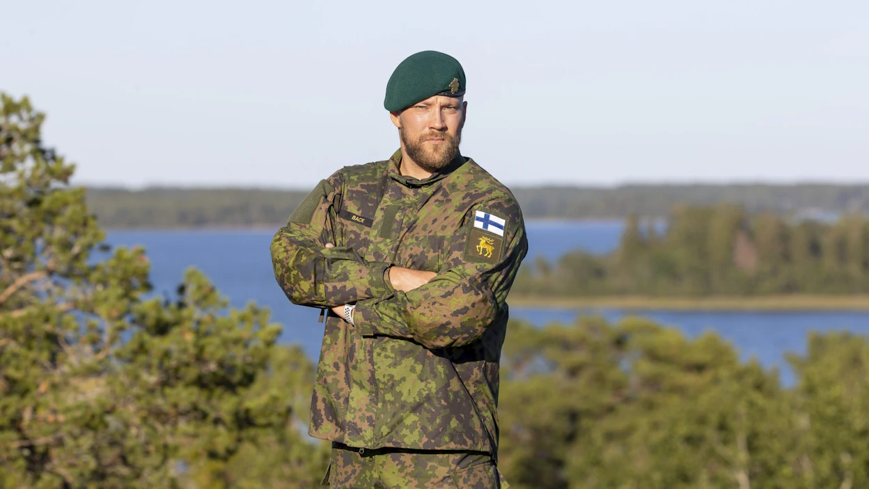 Ålands Reservister -yhdistyksen perustajajäsen ja toiminnanjohtaja Jonas Back kertoo, että ajatus yhdistyksen perustamisesta Ahvenanmaalle ei saanut alkuaan Ukrainan sodasta, mutta sodan syttyminen on kuitenkin lisännyt alueella kiinnostusta reserviläistoimintaa kohtaan. LEHTIKUVA / NICLAS NORDLUND.