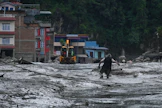 Nepalin tulvissa on kuollut ainakin toistasataa ihmistä. AFP/LEHTIKUVA.