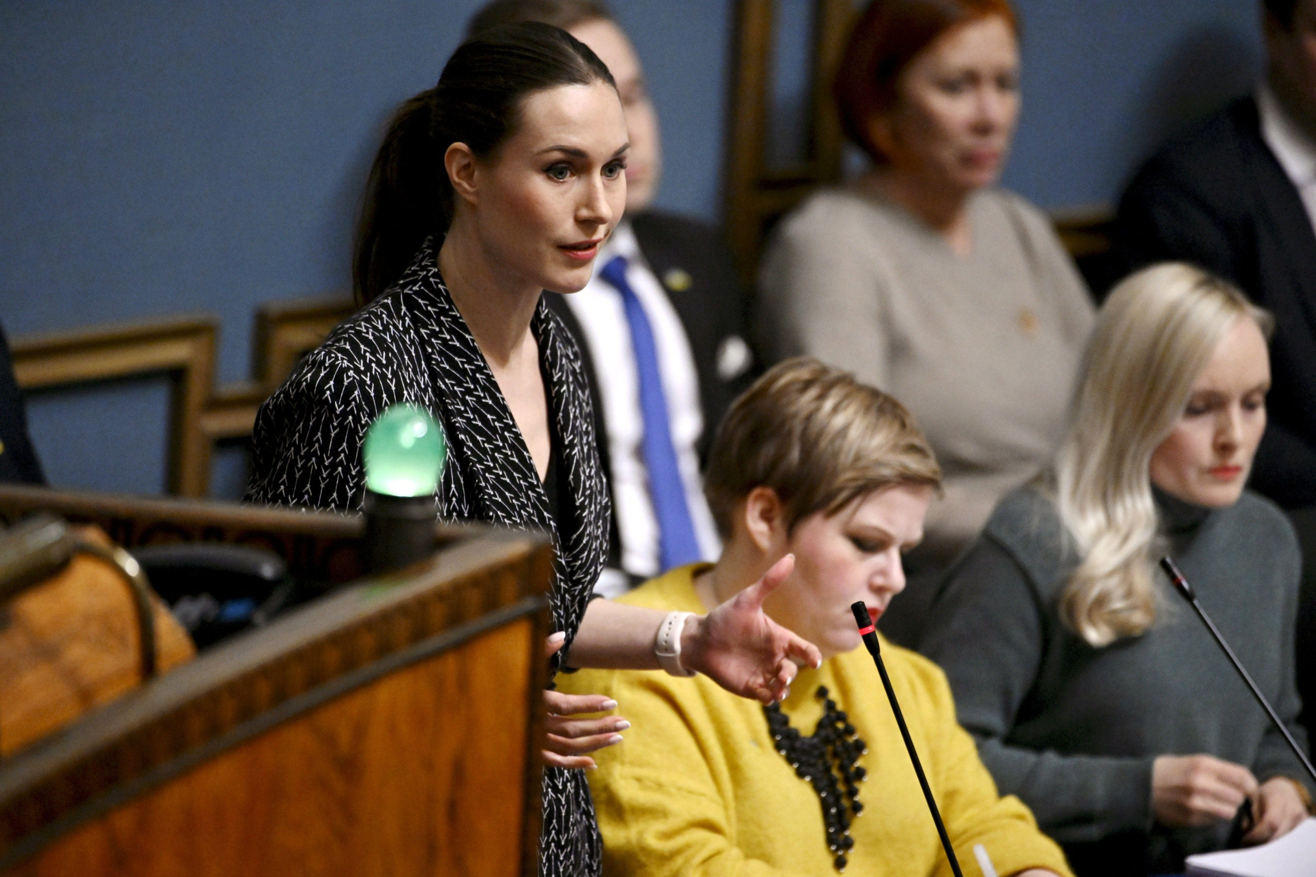 Joka Toinen Suomalainen On Tyytyväinen Hallitukseen, Kertoo ...