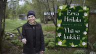 Yhä se kukkii -runokirja sisältää Eeva Heilalan kaikki runot. Esikoiskokoelmastaan Hyvä on maa hän sai J. H. Erkon palkinnon 1976.