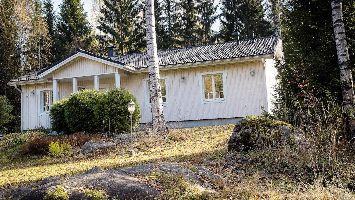 Ostajat ovat erityisesti omakotitalojen perässä.
