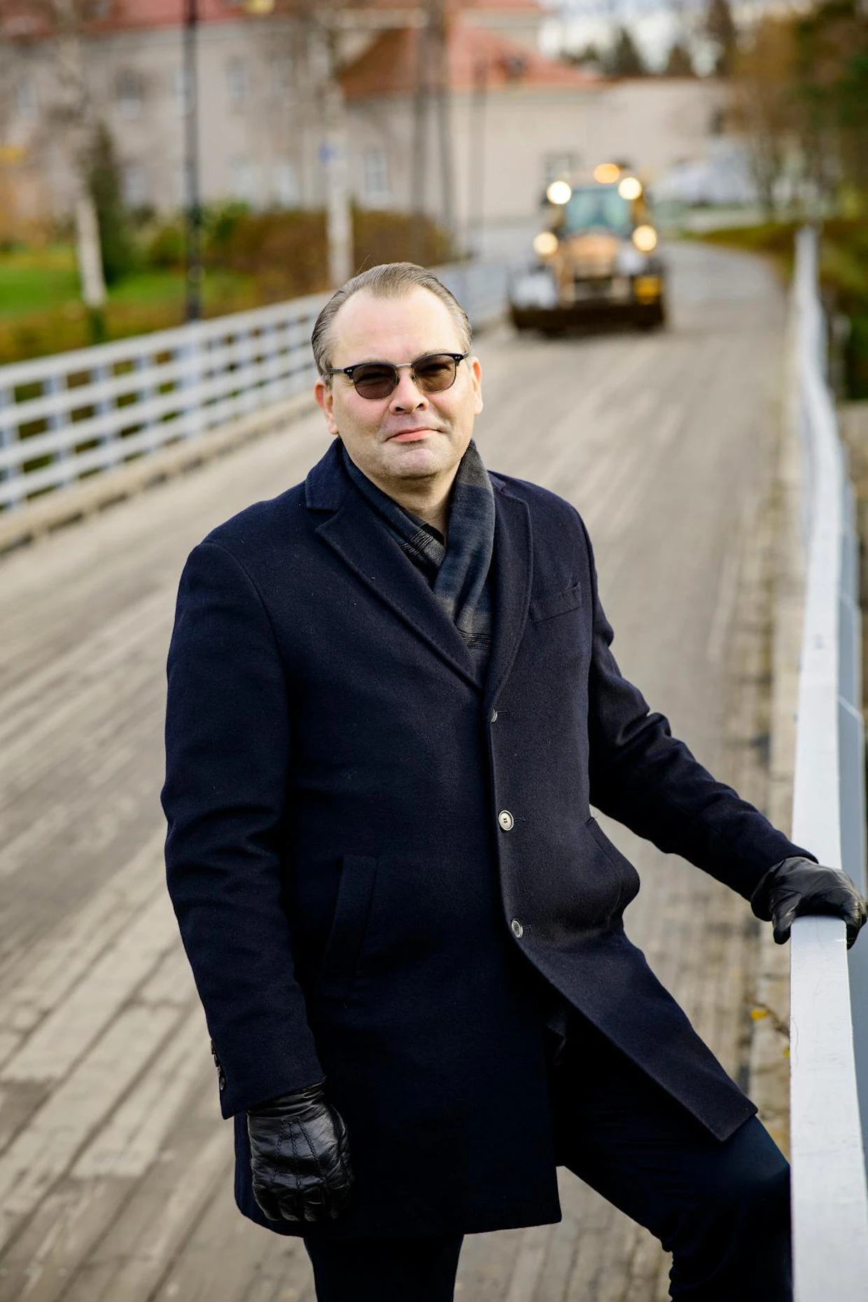 ”Olisin kyllä hyvin huoleton, jos suomalaiset pystyisivät varustamaan satakunta nykyaikaista monitoimihävittäjää – niin kuin Ruotsi tekee. Se olisi jo riittävä pelote, että tänne ei kannata hyökätä", Jussi Niinistö sanoo.