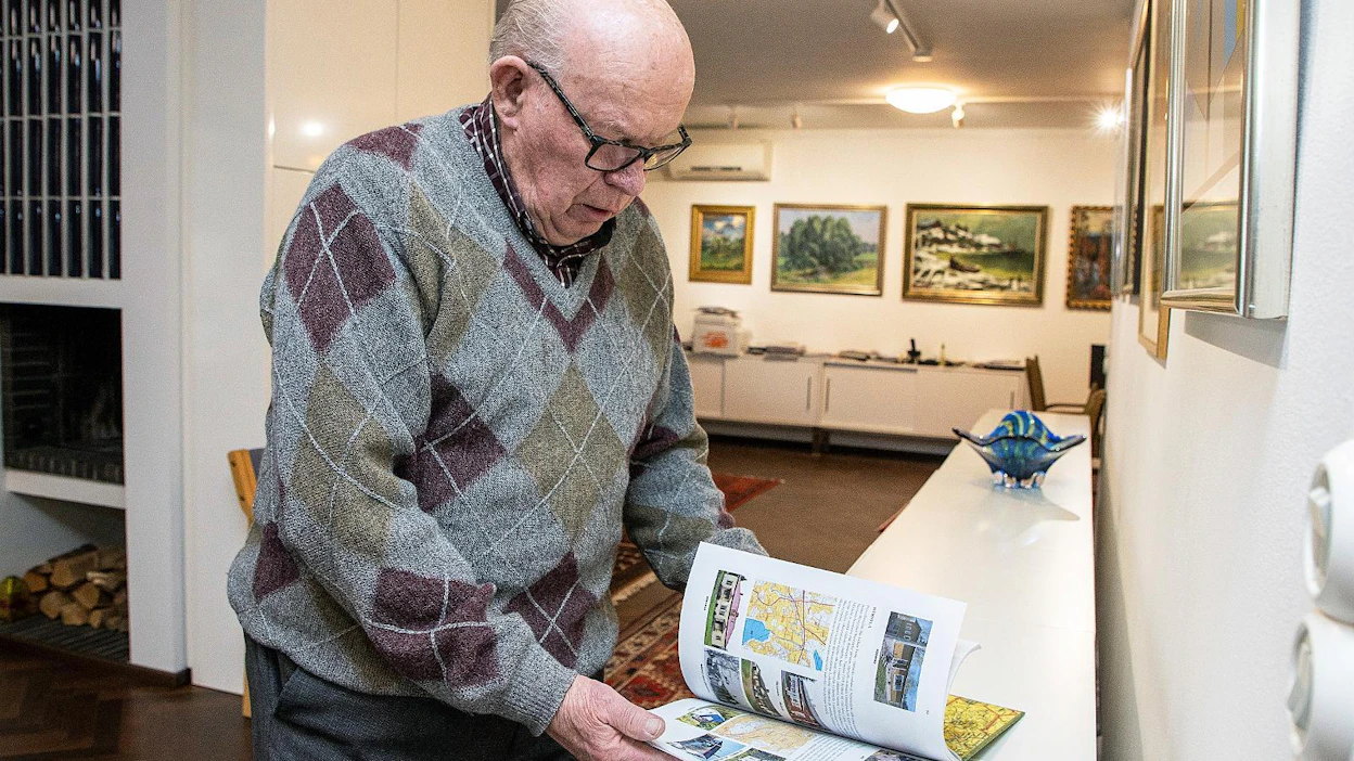 Leo Dammertin Nummen maatalouden historia on vihdoin valmis. Pääosaan nykyisistä tilanomistajista Dammert oli yhteydessä puhelimitse ja sähköpostilla. Kuvia hän otti Nummen matkoillaan noin 130 tilan päärakennuksista.