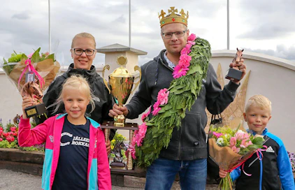 Costello on todellinen perheyritys: Tia Malinen hoitaa, Ville Herttua valmentaa ja pariskunnan lapset Hanna ja Tommi Herttua omistavat.