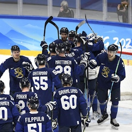 Suomi ei ole voittanut kertaakaan jääkiekon miesten olympiakultaa.