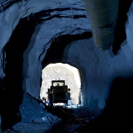 Hammerfestin kaupunki ja viranomaiset pitävät kaivoksen tuloa tervetulleena, mutta yksimielisyys hankkeesta on kuitenkin kaukana.
