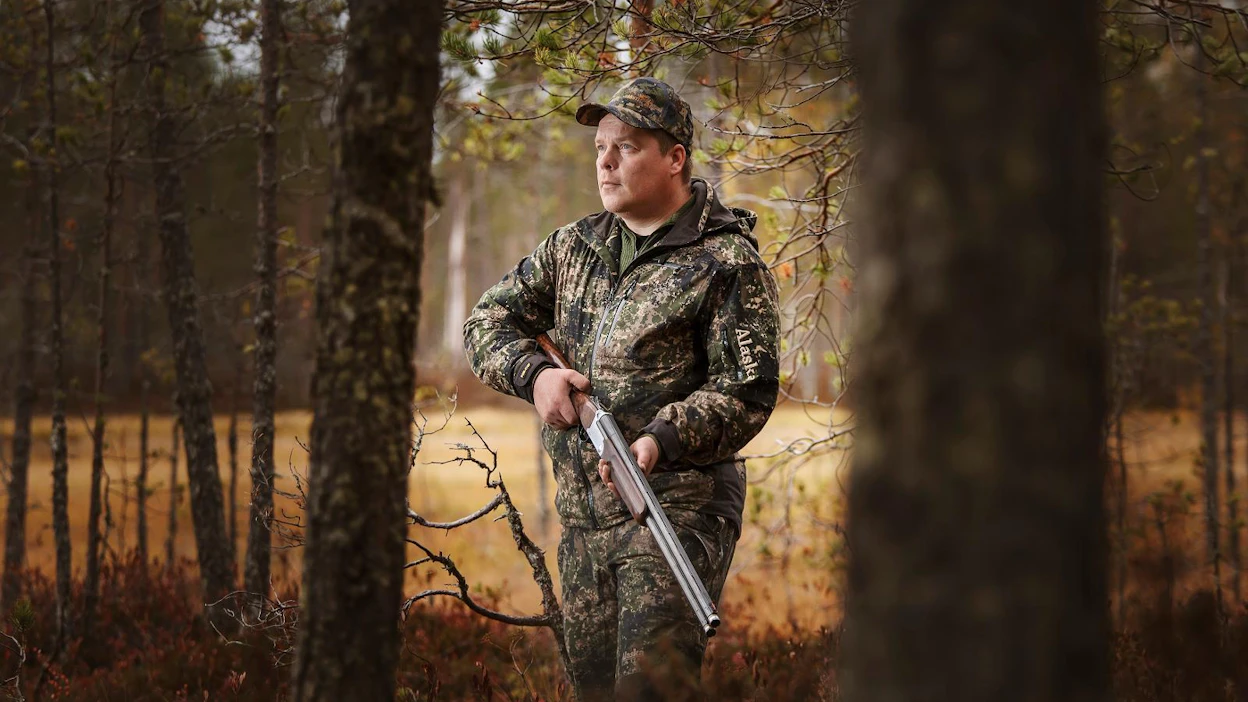 Vuokramökin löytäminen metsästysalueen läheltä ei onnistunut, joten majoituimme Sokojärvellä asti, lähes 50 kilometrin päässä alueesta, kertoo Jarmo Turunen.