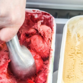 Tätä jäätelöä ei ole tehty sellusta, mutta lauantaina Heurekan tapahtumassa selviää, miltä sellujäätelö näyttää ja maistuu.