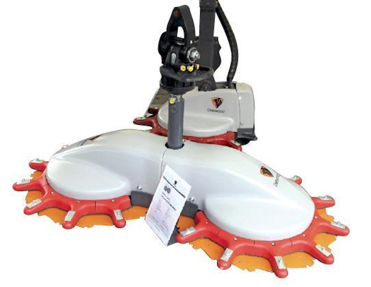 Tehokkuutta koneelliseen taimikonhoitoon haetaan Usewood UW40 Dual -raivauspäällä. Rotaattorilla käännettävän paketin leikkuuleveys on 90/180 senttiä ja painoa 160 kiloa. (TH)