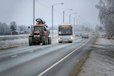 Traktorin ja peräkärryn suurin sallittu yhdistelmäpituus on kesäkuun jälkeenkin 16,5 metriä.