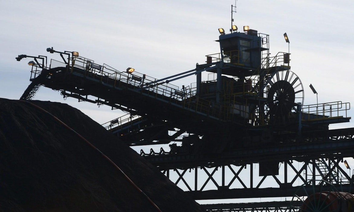 Kaivokselta on vuotanut suolapitoista vettä järviin. LEHTIKUVA / HEIKKI SAUKKOMAA