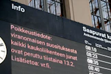Kaukojunaliikenne pysäytettiin ratavaurion vuoksi kokonaan viime viikon tiistaina. LEHTIKUVA / VESA MOILANEN. 