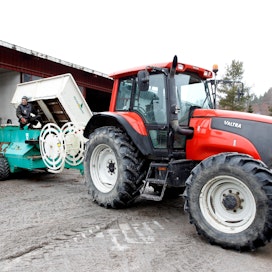 Valtra on edelleen traktorimarkkinoiden ykkönen.