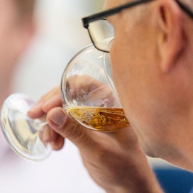 Vantaalla sijaitsevassa tiedekeskuksessa pääsee muun muassa maistelemaan pienpanimoiden oluita.