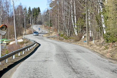 Maaseudun autoilulla on ymmärtäjiä.