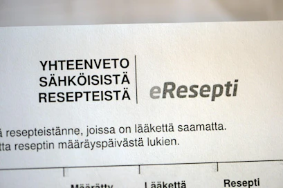Tällä hetkellä suomalaislääkärien kirjoittamista resepteistä kelpaa muissa EU-maissa vain lääkemääräys ulkomailla ostoa varten. LEHTIKUVA / MARTTI KAINULAINEN