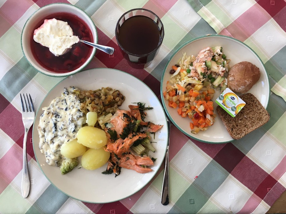 Korvasienimuhennos kruunasi pyhälounaan.