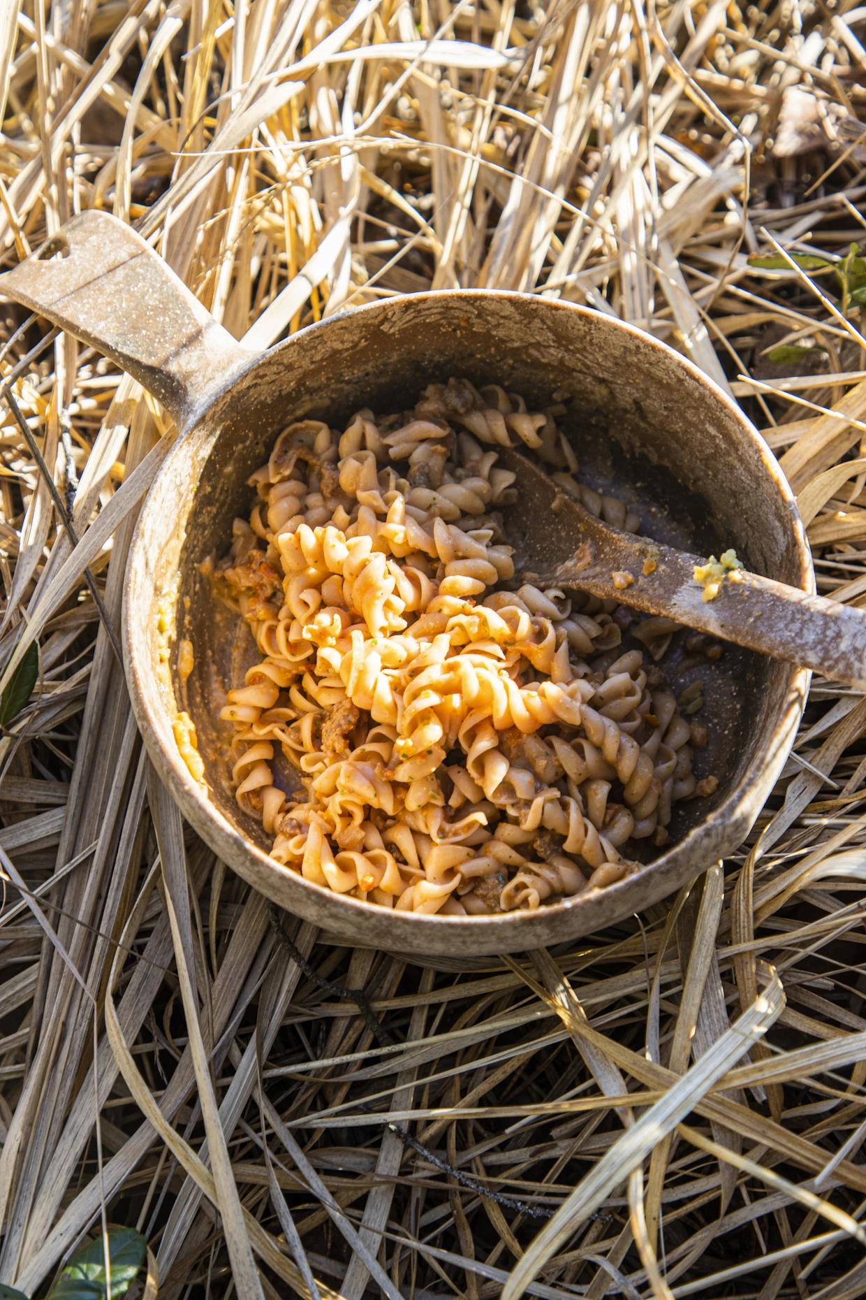 Outdoor Mealin Pasta bolognesessa rakenne oli kohdillaan ja pasta sopivan kypsää. Lihan alkuperä jäi hämäräksi.