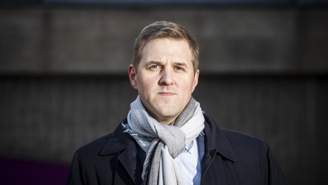 Roland Westerberg ei uskalla ennustaa, miten pitkään peltolannoitteiden myynti tällä erää jatkuu.