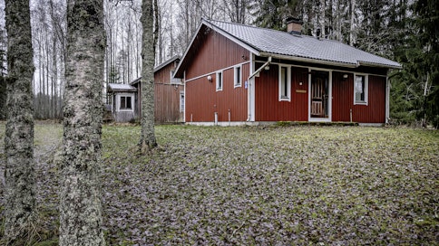 Mökkikaupan yhteydessä kannattaa selvittää tontin rajat.