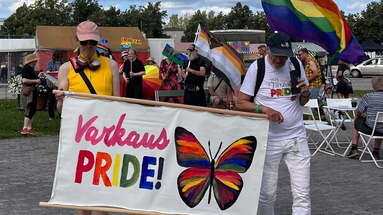 Varkaudessa järjestettiin tänä vuonna Pride-juhla ja -kulkue ensi kerran. Kuvituskuva.