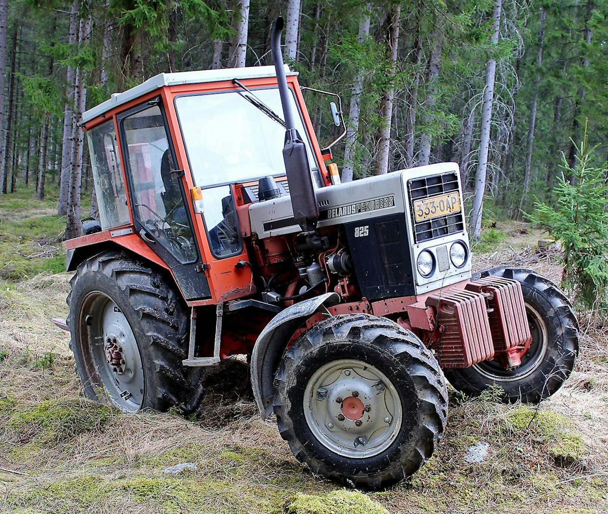 Neliveto alkoi yleistyä enemmälti 1980-luvulla ja Belarus oli ylivoimaisesti halvin vaihtoehto siihen tarpeeseen. Alun perin traktori oli tarkoitettu pelkästään peltokäyttöön, mutta hyvin monia hyödynnettiin täysipäiväisesti myös metsätöissä.