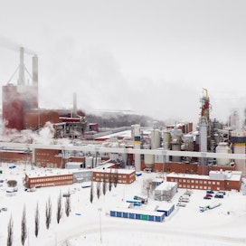 Stora Enson tehdasalue työllistää jo nyt noin 400 ihmistä. Uusi investointi toisi 150–200 työpaikkaa lisää.