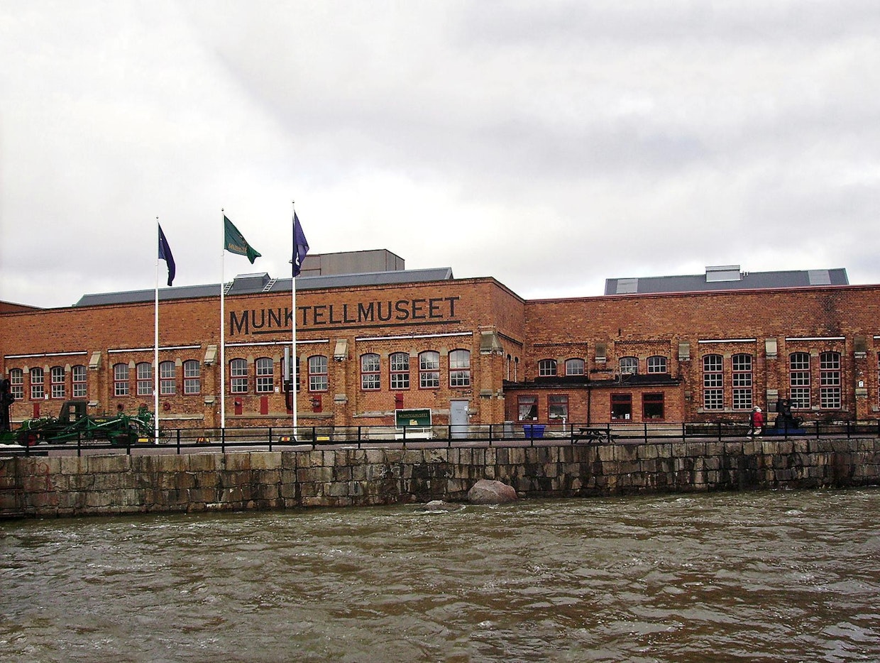Vuonna 1832 Eskilstunan vapaakaupunki antoi Johan Munktellin tehtäväksi perustaa konepajan. Nykyisin Munktellin tehdaskorttelissa on tiloja kulttuurille, musiikille ja urheilulle. Kuva Wikimedia Commons CC BY-SA 4.0, kuvaaja Raphael Saulus.