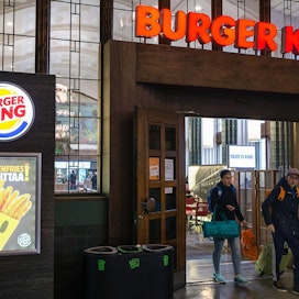 Burger King myy useita kanatuotteita, joista kanaranskalaiset ovat saaneet paljon huomiota.