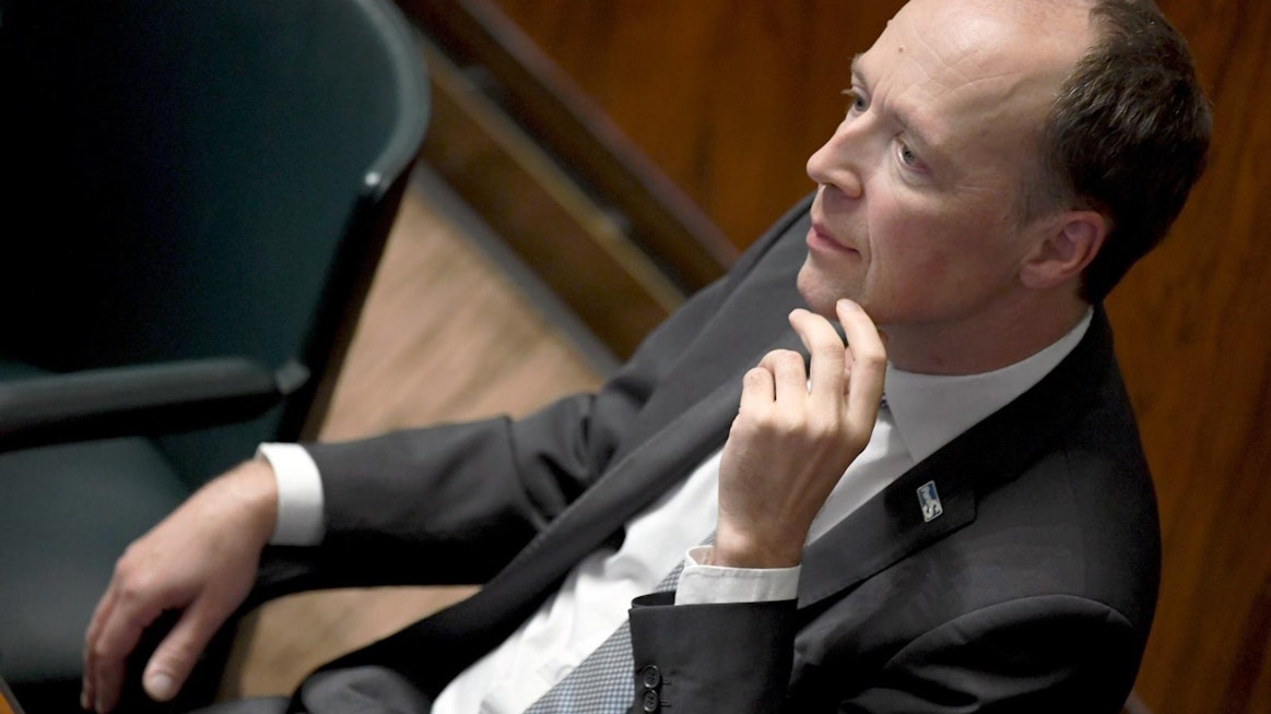 Jussi Halla-aho kuvailee, että parin viime kuukauden aikana tarinat ovat muuttuneet pahimmillaan muutaman tunnin välein.