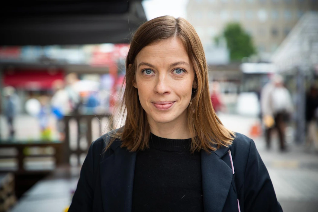 Vasemmistoliiton puheenjohtaja Li Andersson erosi joulukuussa väliaikaisesti opetusministerin tehtävästä. Arkistokuva.