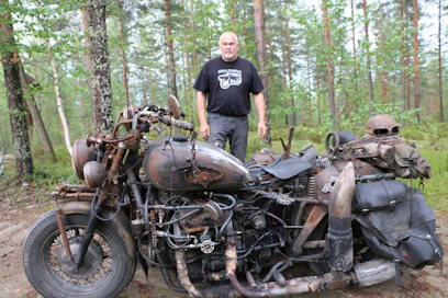 Heikki Liuhasen mukaan Dneprin ajokuntoisena pitäminen vaatii jatkuvaa remonttia, mutta se juuri on homman suola.