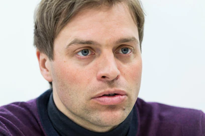 "Dokumentissa ei leimata metsästäjiä salametsästäjiksi, ero laillisen ja rikollisen toiminnan välillä tehdään selväksi", sanoo Kimmo Ohtonen.