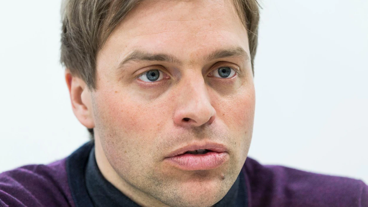 "Dokumentissa ei leimata metsästäjiä salametsästäjiksi, ero laillisen ja rikollisen toiminnan välillä tehdään selväksi", sanoo Kimmo Ohtonen.