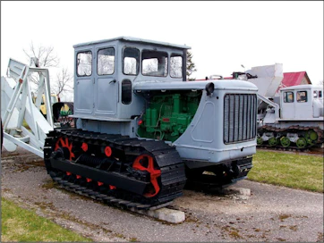 TšTZ Stalinets-80 1946–1958 Tšeljabinskij Traktornyj Zavod, Neuvostoliitto Valmistettu yhteensä 200 296 kpl
