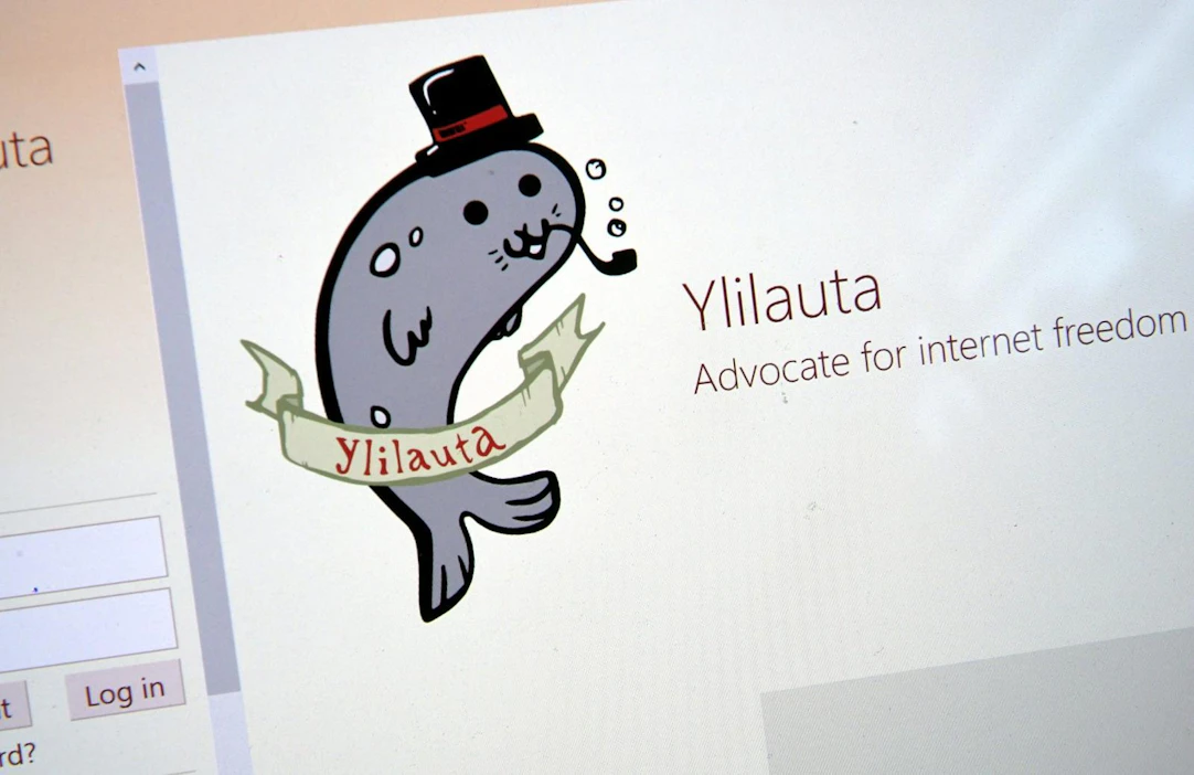 Oikeusministeriön huhtikuussa julkaiseman raportin mukaan anonyymi Ylilauta-sivusto on merkittävä julkinen vihapuheen alusta Suomessa. LEHTIKUVA / Markku Ulander