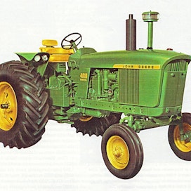John Deeren v.1960 esittelemän New Generation- eli 10-sarjan suosituin malli oli 6-sylinterinen 88 hv:n 4010. Märkiä levyjarruja, ohjausta ja voimanottoa hallittiin hydraulisesti. Suljetun työhydrauliikan säteismäntä- pumpun tuotto oli 84 l/min. Tämän aikansa moderneimman traktorin sai bensa-, nestekaasu- tai dieselkäyttöisenä.